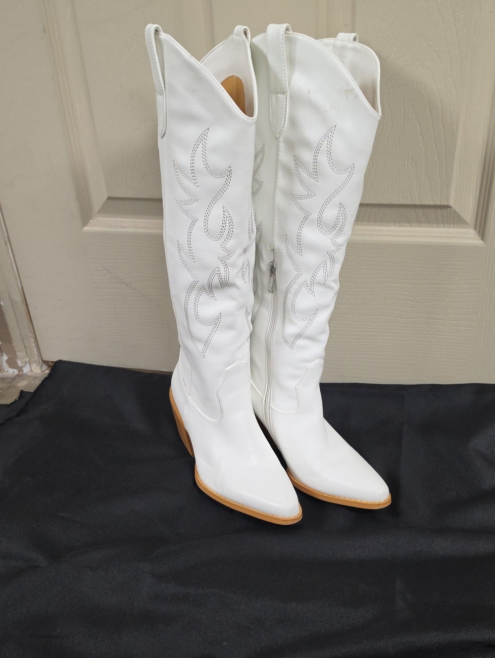 Women's White Western Knee-High Cowboy Boots